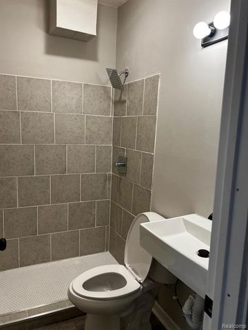 16900 Rockdale Street, Detroit, MI 48219