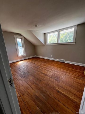 16900 Rockdale Street, Detroit, MI 48219