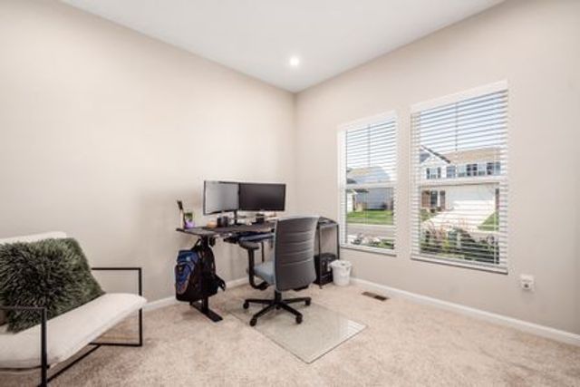 8154 Cherry Birch Drive, Tipp City, OH 45371