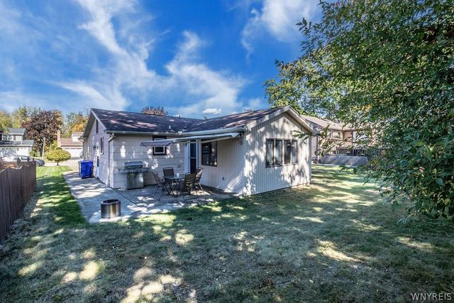 3933 Summerway Lane, Hamburg, NY 14075