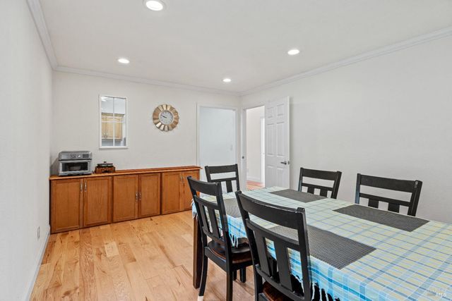 1701 Hickory Ct, Ukiah, CA 95482