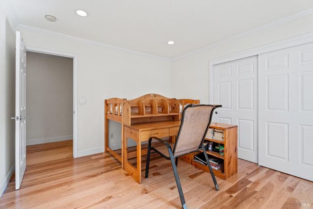 1701 Hickory Ct, Ukiah, CA 95482