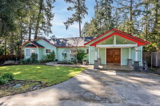 1701 Hickory Ct, Ukiah, CA 95482