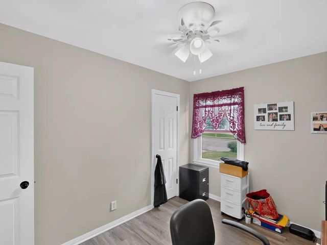 6829 W Arthur AVENUE, West Allis, WI 53219