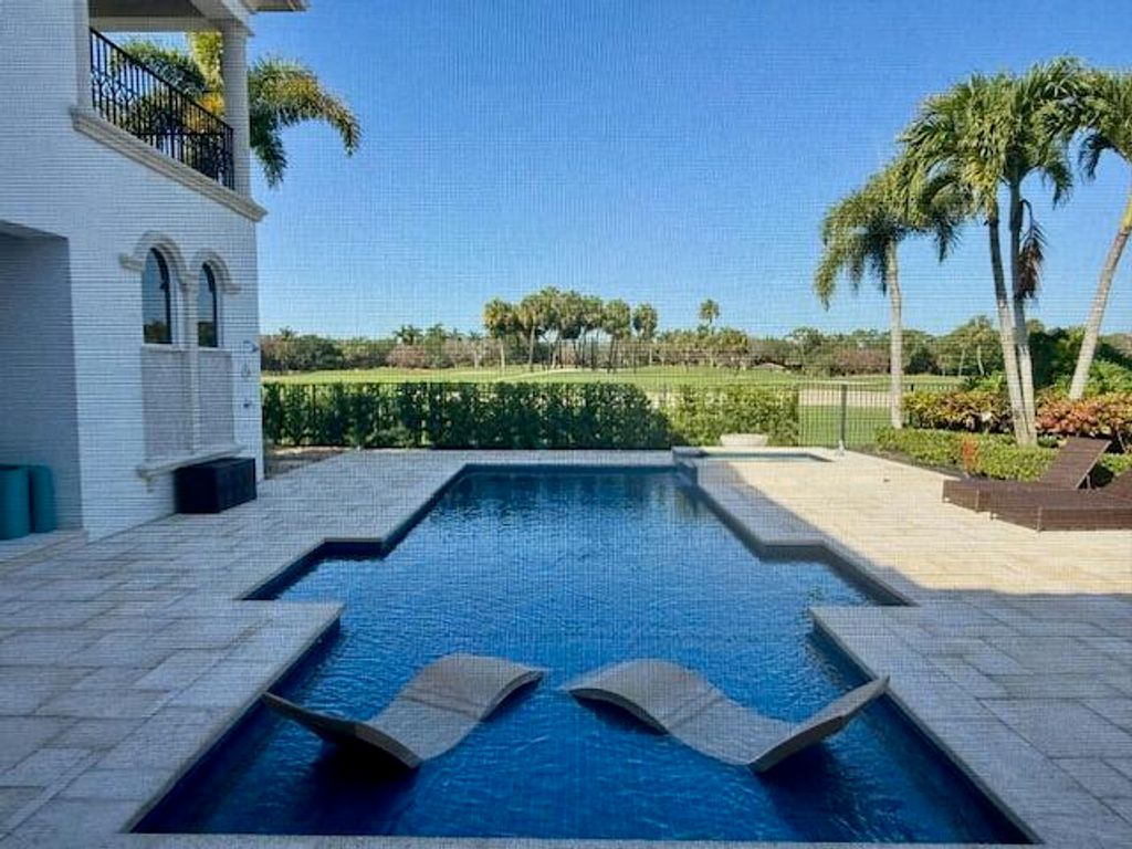 11117 Green Bayberry Drive, Palm Beach Gardens, FL 33418