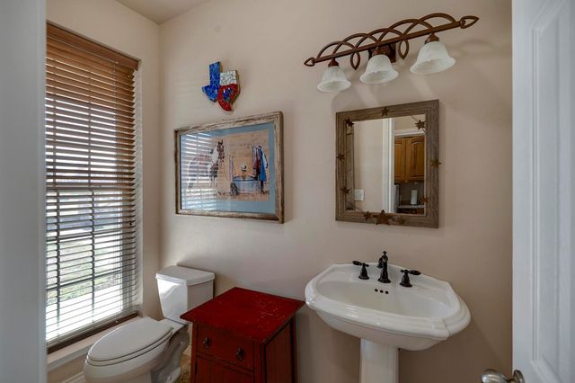 231 Stoney Brook Rd, Kerrville, TX 78028