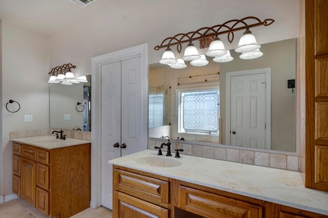 231 Stoney Brook Rd, Kerrville, TX 78028