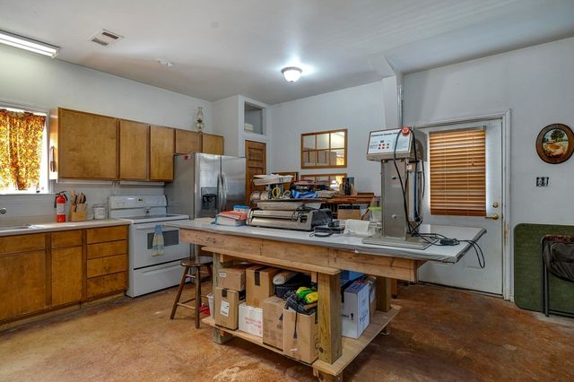 231 Stoney Brook Rd, Kerrville, TX 78028