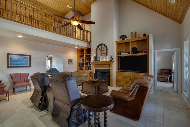 231 Stoney Brook Rd, Kerrville, TX 78028