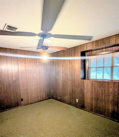 4779 Mixville Road, Sealy, TX 77474