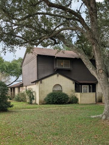 4779 Mixville Road, Sealy, TX 77474