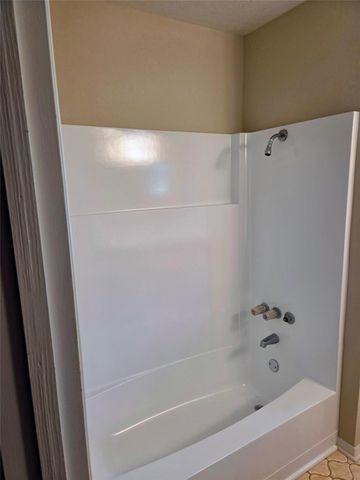 4779 Mixville Road, Sealy, TX 77474