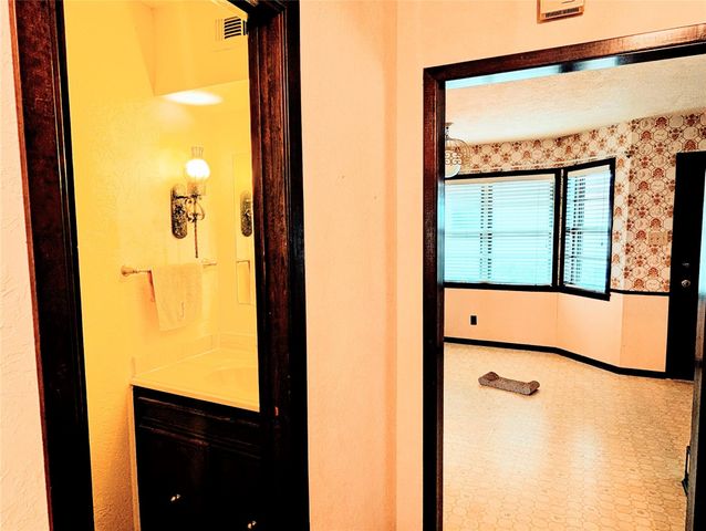 4779 Mixville Road, Sealy, TX 77474