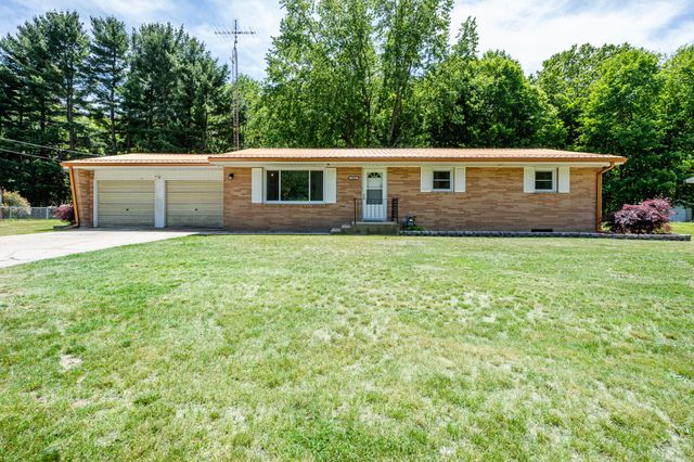 1846 Maple Lane, Hagar Twp, MI 49022