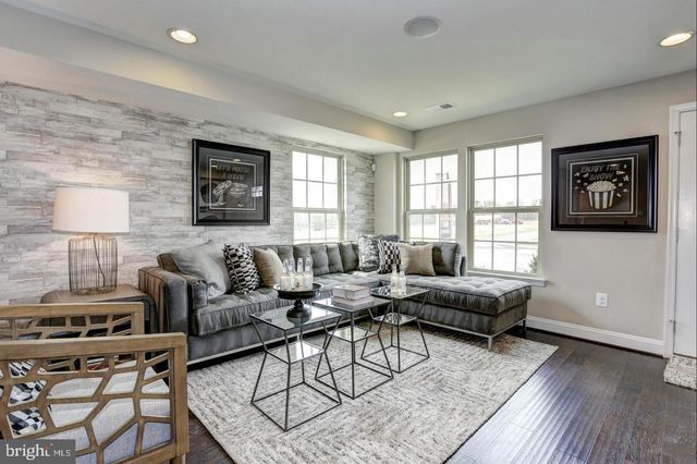 22101 BROADWAY AVE, Clarksburg, MD 20871