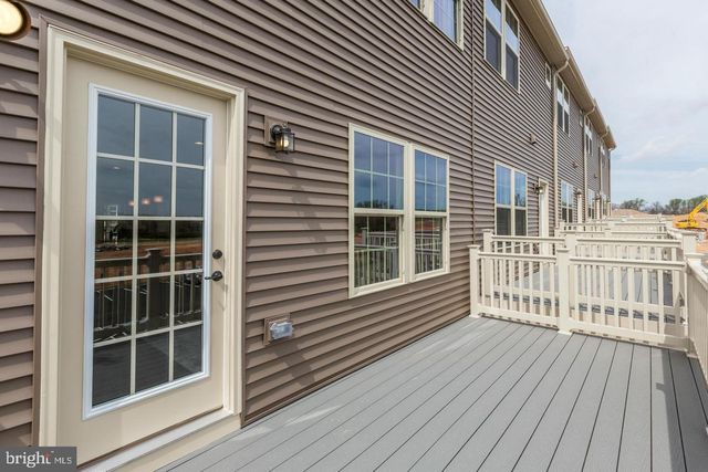 22101 BROADWAY AVE, Clarksburg, MD 20871