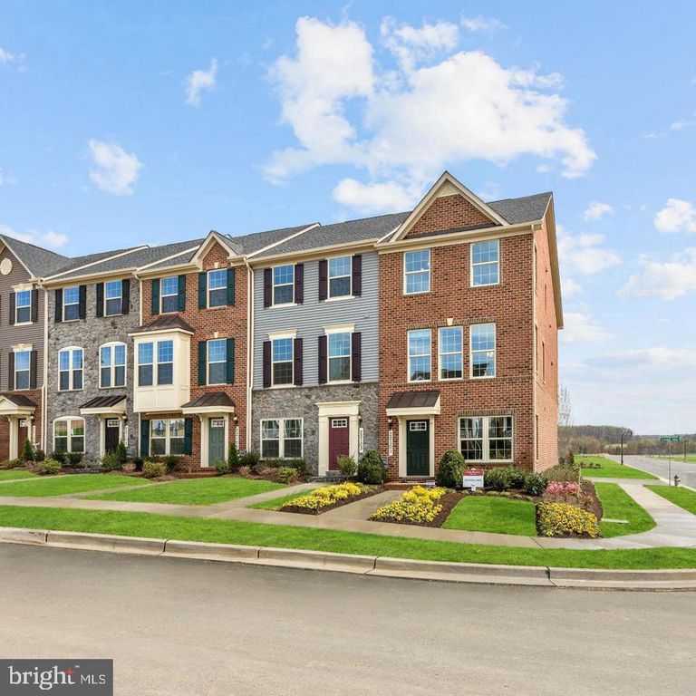 22101 BROADWAY AVE, Clarksburg, MD 20871