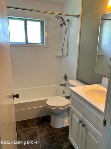 11602 Maple Way, Louisville, KY 40229