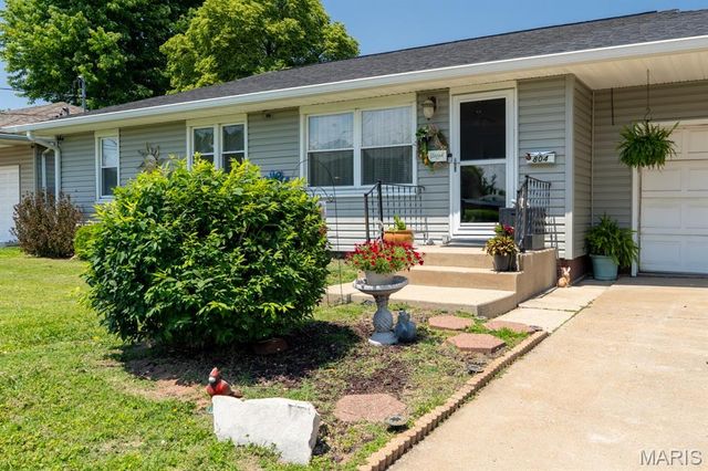804 Ewing Street, East Alton, IL 62024