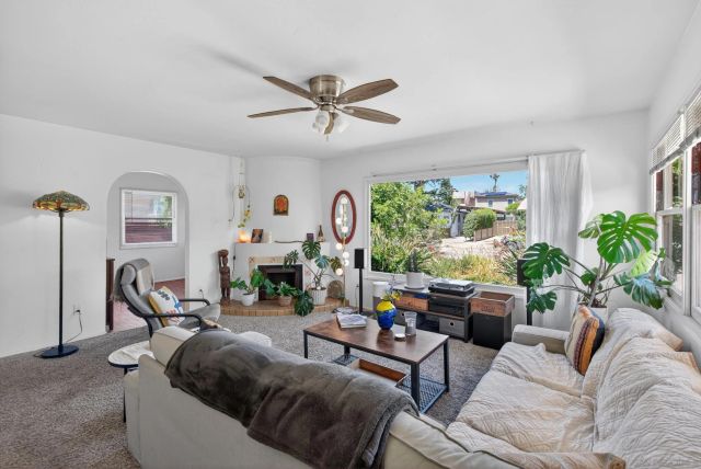 819 Law Street, San Diego, CA 92109