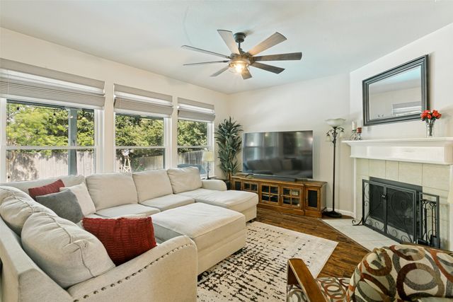 7749 Stansfield Drive, Fort Worth, TX 76137