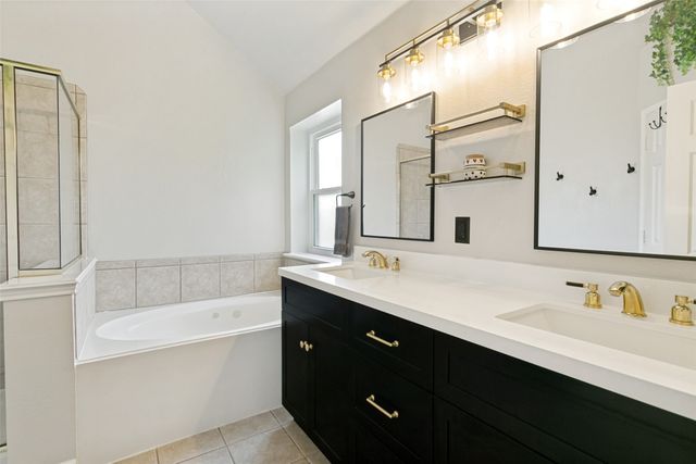 7749 Stansfield Drive, Fort Worth, TX 76137