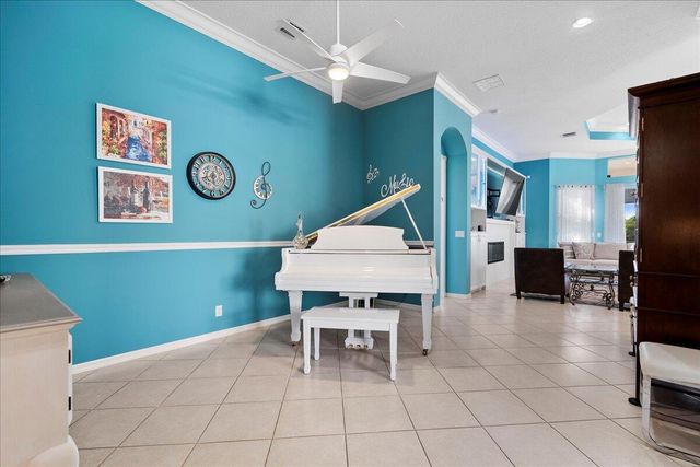 6645 Via Alfieri, Lake Worth, FL 33467