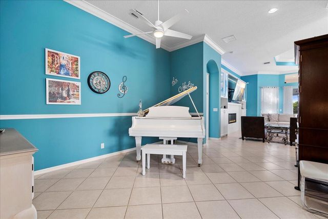 6645 Via Alfieri, Lake Worth, FL 33467