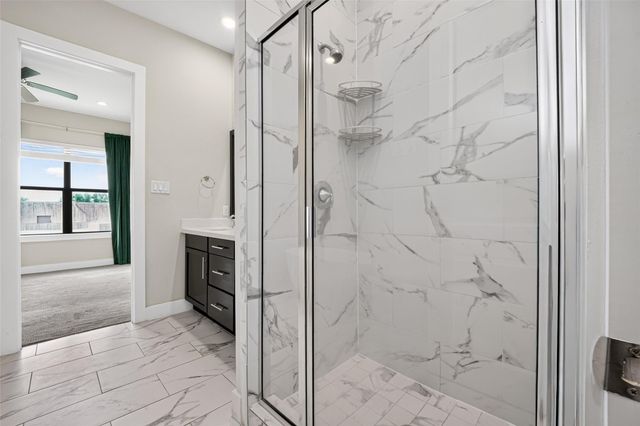 3921 Tulane Oak Drive, Houston, TX 77018