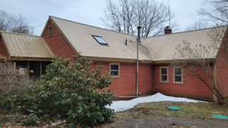 560 BOG Road, Campton, NH 03223