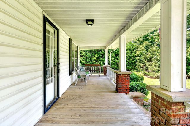 96 Huntsville Road, Marion, NC 28752