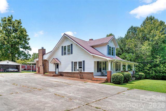 96 Huntsville Road, Marion, NC 28752