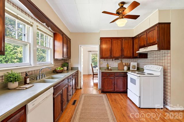 96 Huntsville Road, Marion, NC 28752