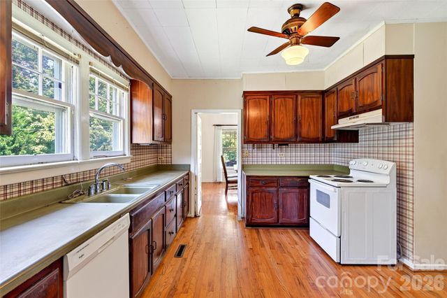 96 Huntsville Road, Marion, NC 28752