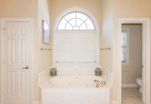 118 Manitou Drive, Maumelle, AR 72113