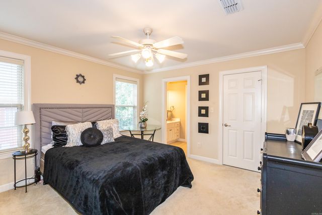 118 Manitou Drive, Maumelle, AR 72113