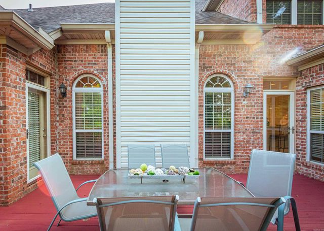 118 Manitou Drive, Maumelle, AR 72113