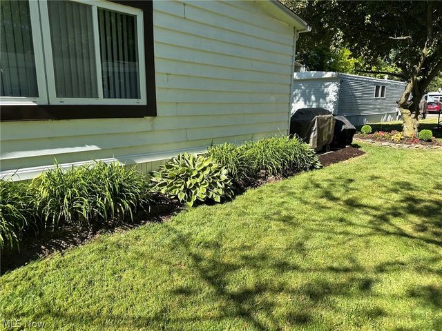 220 Greenbriar 73, Elyria, OH 44035
