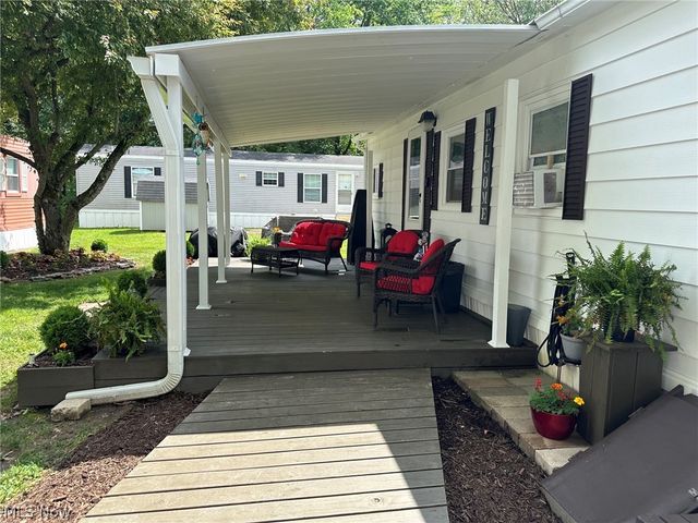 220 Greenbriar 73, Elyria, OH 44035