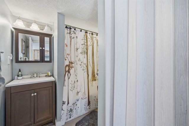 30 Moat Brook Drive, Conway, NH 03818