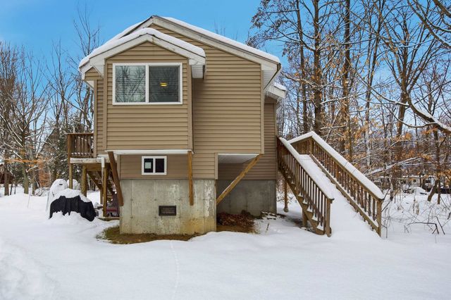 30 Moat Brook Drive, Conway, NH 03818