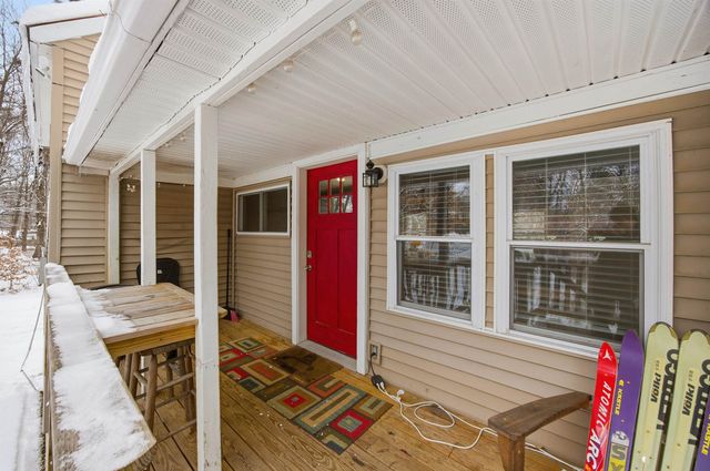 30 Moat Brook Drive, Conway, NH 03818