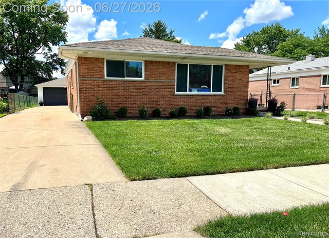 27909 Shock Street, St. Clair Shores, MI 48081