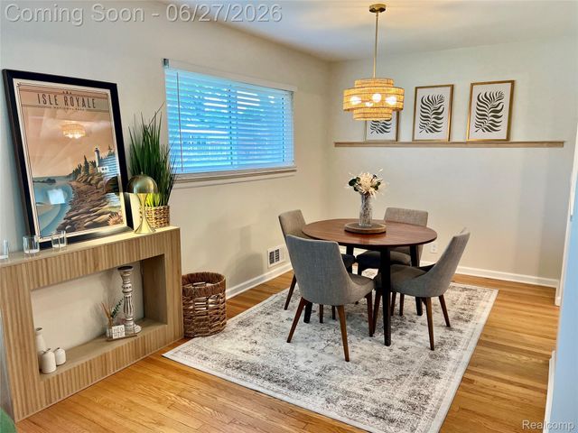 27909 Shock Street, St. Clair Shores, MI 48081