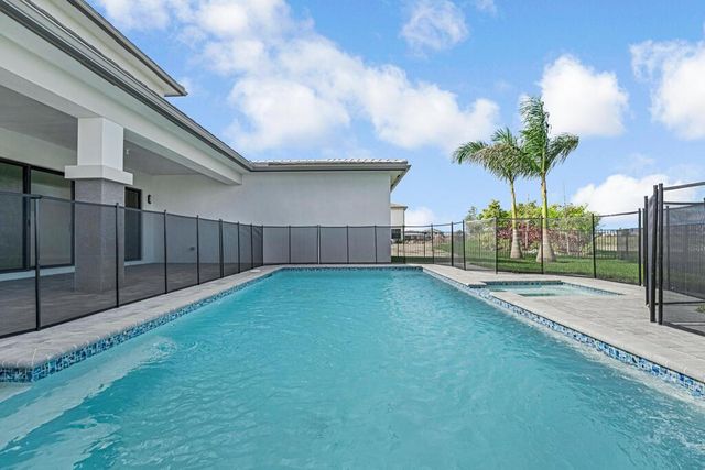 13531 Nesting Pines Way, Palm Beach Gardens, FL 33412