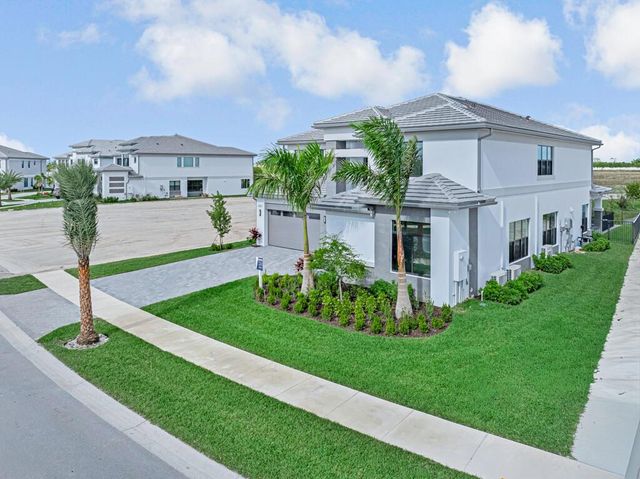 13531 Nesting Pines Way, Palm Beach Gardens, FL 33412