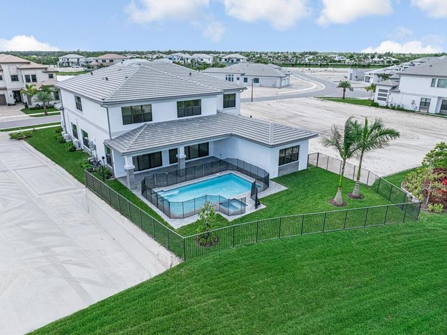 13531 Nesting Pines Way, Palm Beach Gardens, FL 33412