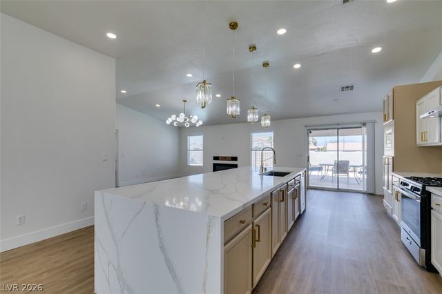 7824 Villa Finestra Drive, Las Vegas, NV 89128