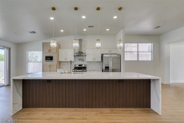 7824 Villa Finestra Drive, Las Vegas, NV 89128