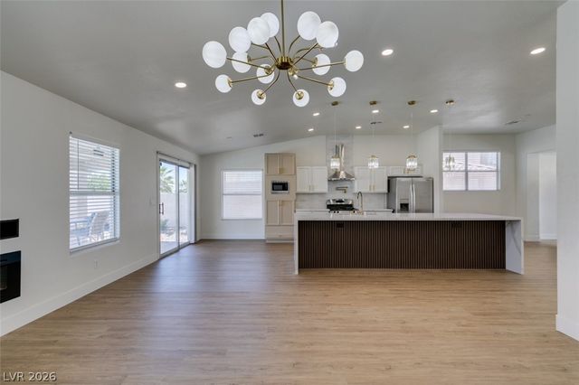 7824 Villa Finestra Drive, Las Vegas, NV 89128